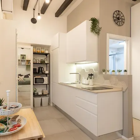 Апартаменты Bricks & Beams In The Key Area Of Милан